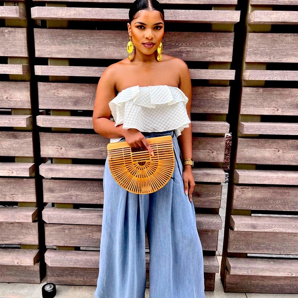 Tanya Ruffle Crop Top - Picture 1 of 2